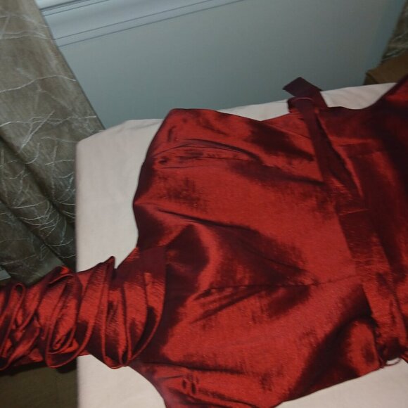 Burgundy Prom/Graduation Dress – Size 3/4, One Shoulder, Short & Puffy - Picture 3 of 4